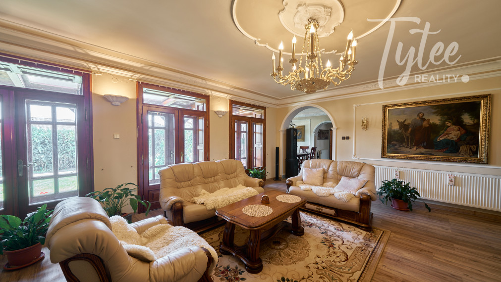 Rodinné sídlo s priestranným ateliérom