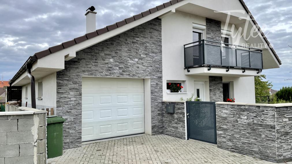 PREDAJ- 5 izb. RD v malebných Doľanoch