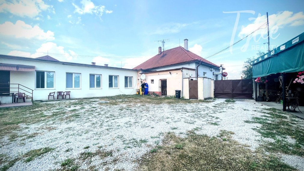 PREDAJ - Prevádzka reštauračných a ubytovacích služieb v Hrubom Šúri