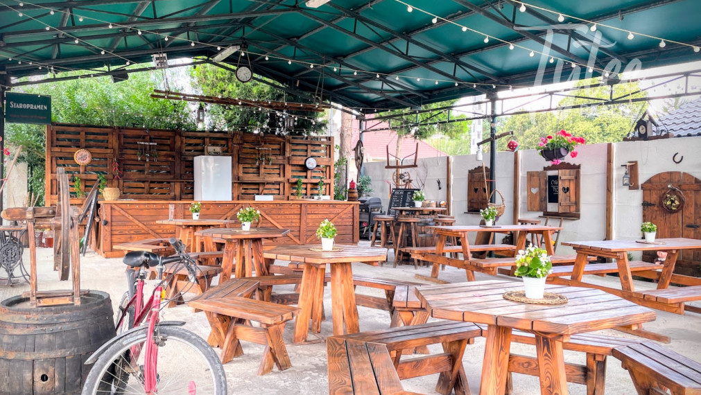 PREDAJ - Prevádzka reštauračných a ubytovacích služieb v Hrubom Šúri